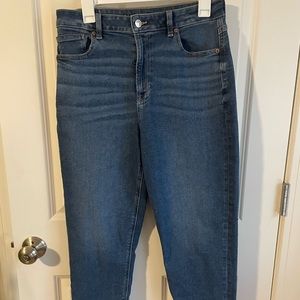 American Eagle Mom Jeans